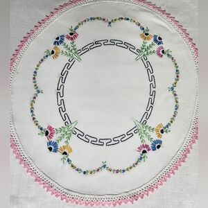 Hand-Embroidered Round Table Linen in White with Pink Crochet Trim